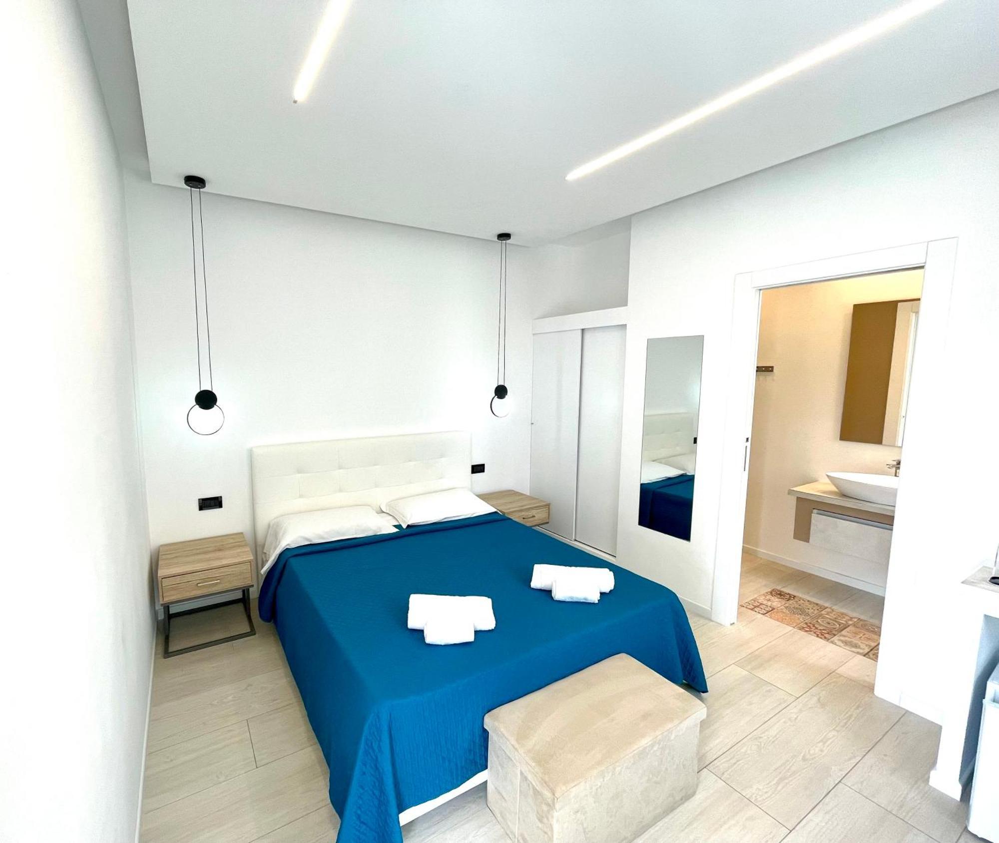 Magenta Rooms Олбия Екстериор снимка